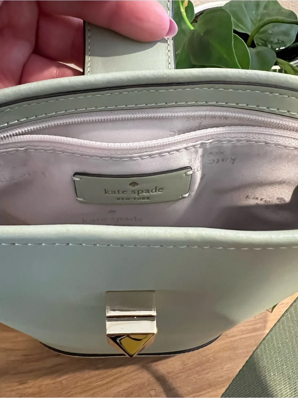 Kate Spade Mint Green Bucket Crossbody with Star-Accent Clasp